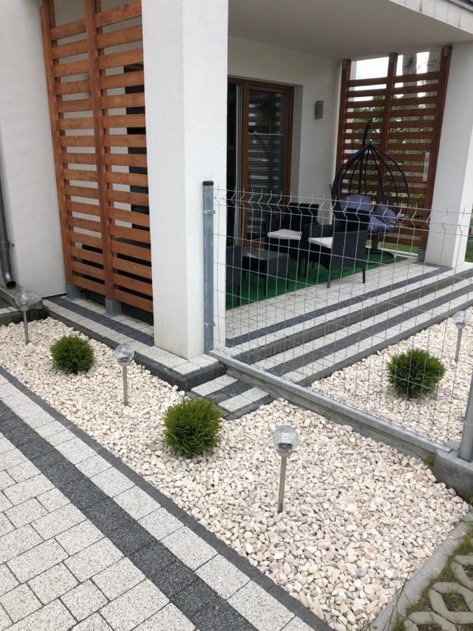 Apartment Polna Z Ogrodem